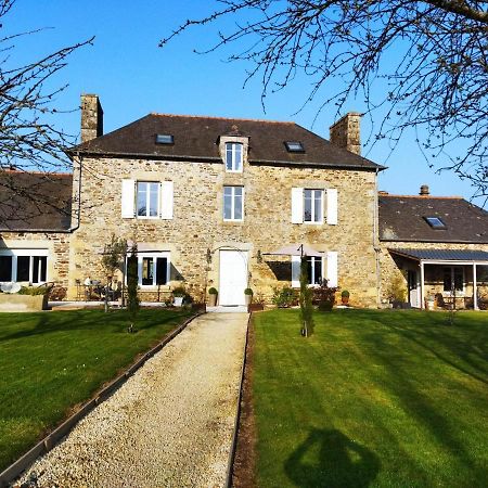 La Ménardière Serenitatis chambre d'hôtes petit déjeuner compris Corseul Exterior foto